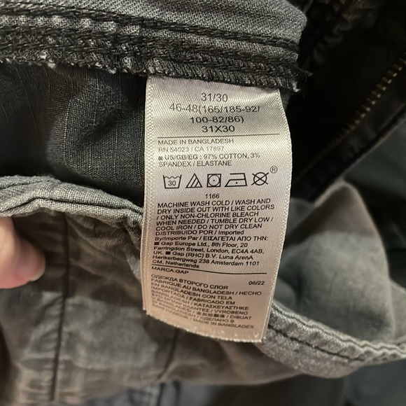 Gap Slim Taper Cargo Pants (Men 31x30) - Picture 5 of 5